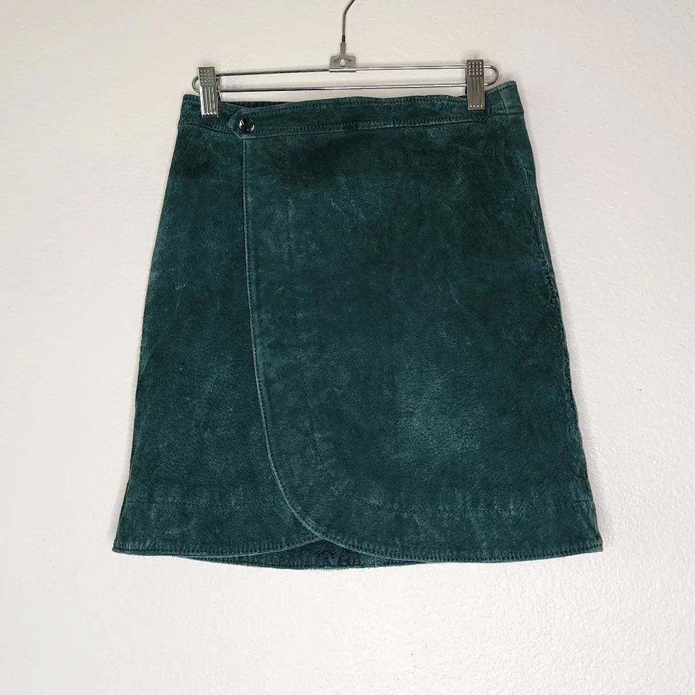Blank NYC Green Suede Leather Wrap Mini Skirt 25